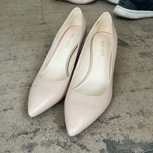 Nude Nine West Pumps Heels Size 7 New